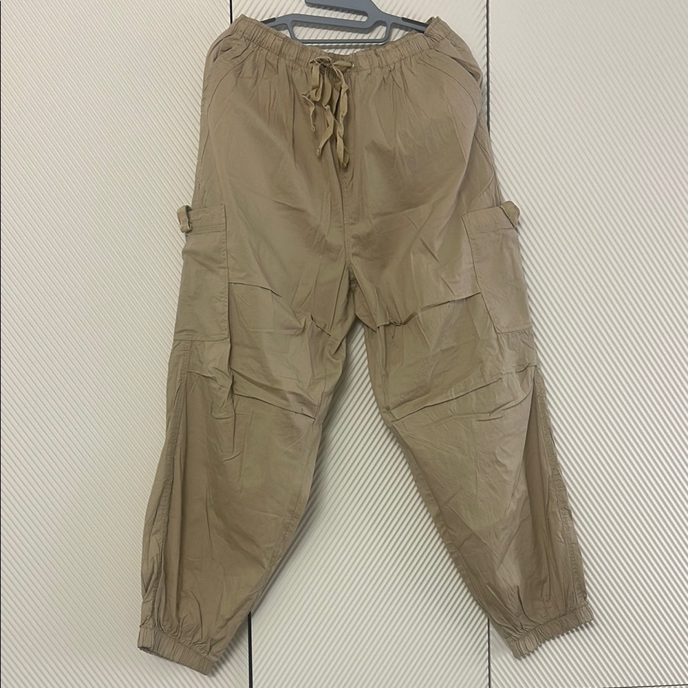 Unisex Tan Cargo Pants